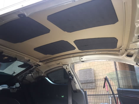 マセラティ・グラントゥーリズモ 断熱材施工 施工前