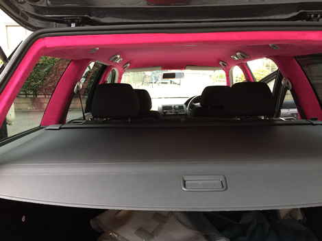 フォルクスワーゲン「ゴルフ IV」天井　スエード調　貼り替えの施工後