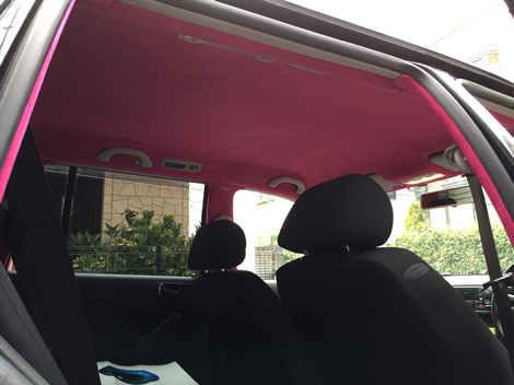 フォルクスワーゲン「ゴルフ IV」天井　スエード調　貼り替えの施工後